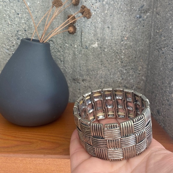 Metal bracelet - Picture 4 of 7